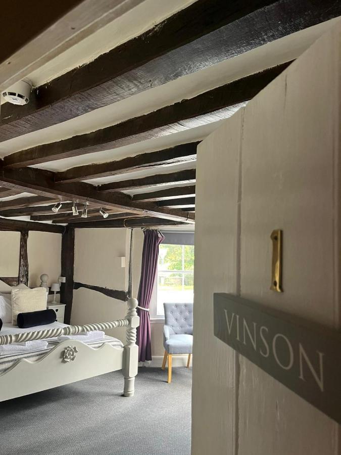The White Hart Hotel Newenden Екстериор снимка